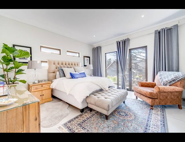 3 BEDROOM HOUSE FOR SALE IN BRYANSTON